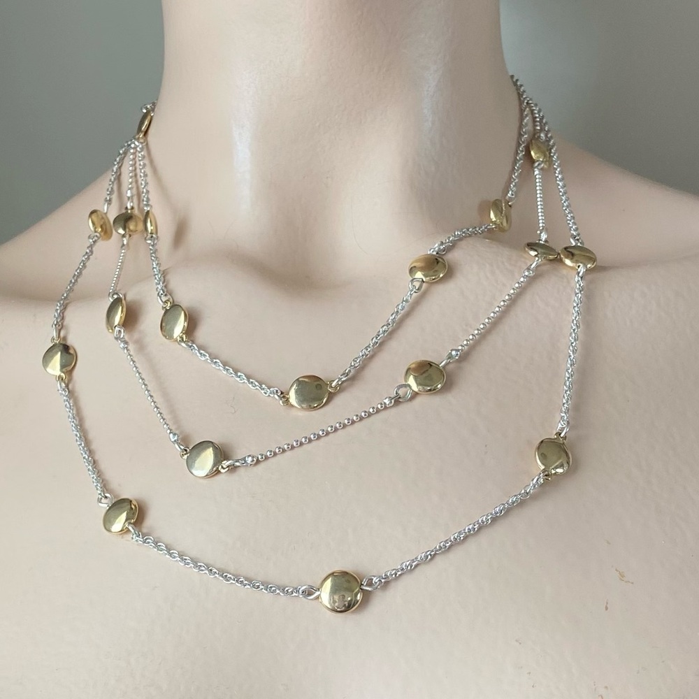 Liz & Co woman 3 tier gold tone circles and silver tone chain necklace. Used.